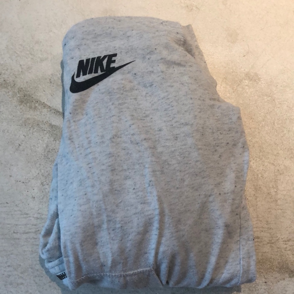 nike zip up hoodie